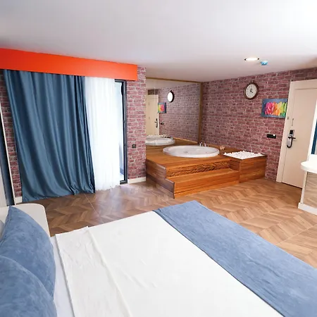 Hotel Forest In